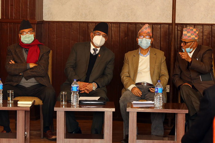 दाहाल - नेपाल समूहले बोलायो संसदीय दलको बैठक