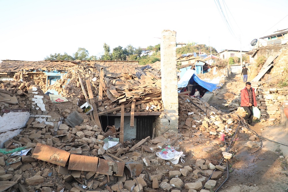भूकम्पपीडितलाई अस्थायी घर बनाउन प्रतिपरिवार ५० हजार दिने सरकारको निर्णय